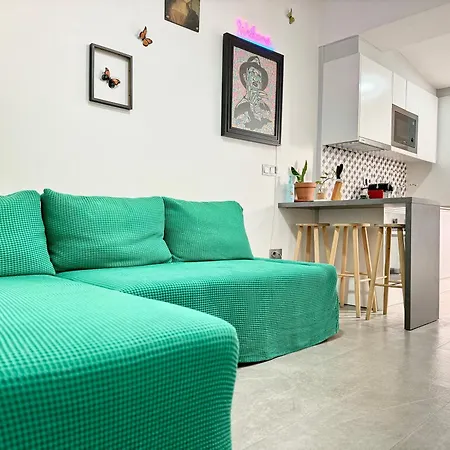 Nuevo Casco Antiguo, Playa Y Castillo 公寓 *