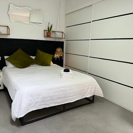 Nuevo Casco Antiguo, Playa Y Castillo 公寓