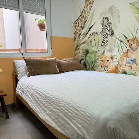 Nuevo Casco Antiguo, Playa Y Castillo 阿利坎特