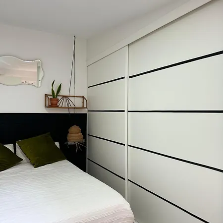 Nuevo Casco Antiguo, Playa Y Castillo 公寓