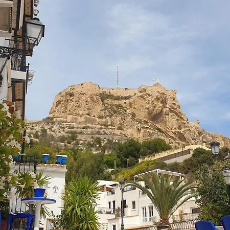 Nuevo Casco Antiguo, Playa Y Castillo 公寓 *